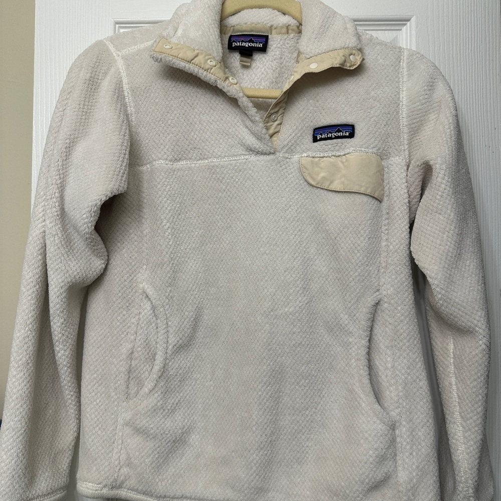 Patagonia Off-White Fleece Jacket